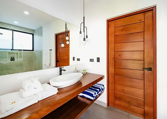 Сasa de vacaciones Casa Mobula - Modern Single-level Home, Private Pool, Near