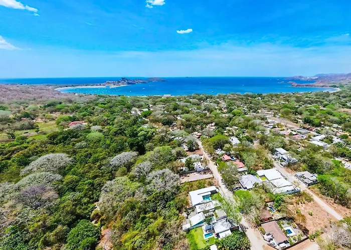 Casa Mobula - Modern Single-level Home, Private Pool, Near *