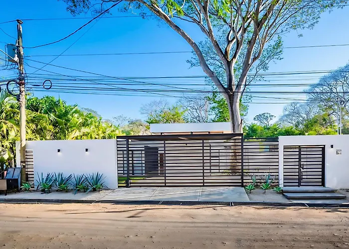 Casa Mobula - Modern Single-level Home, Private Pool, Near Сasa de vacaciones