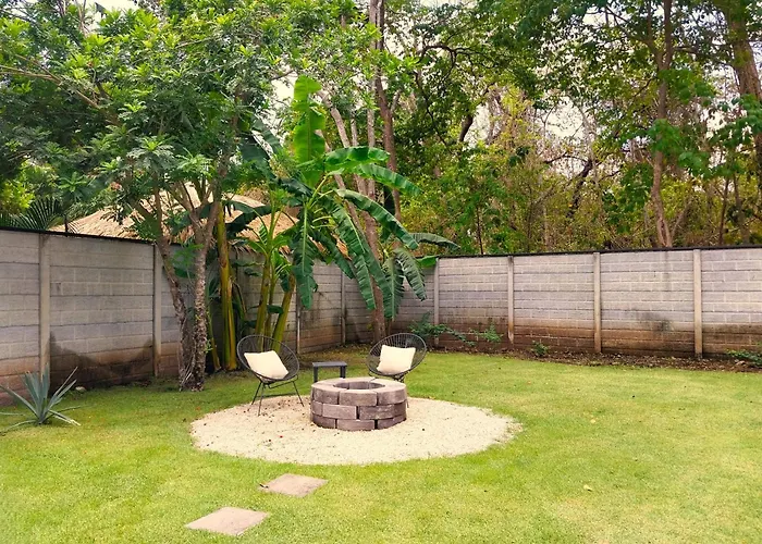 Casa Mobula - Modern Single-level Home, Private Pool, Near * Potrero (Guanacaste)